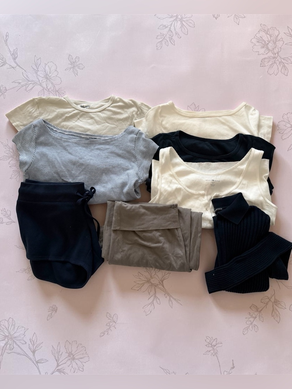 🐚Massive Brandy Melville🐚Basics Coastal Bunfle Neutral Basics Clothing Bundle
